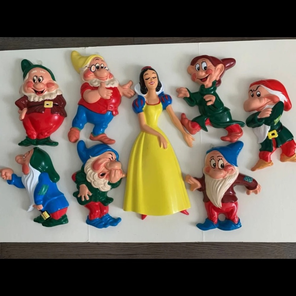 Vintage Disney Snow White wall decor